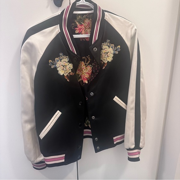 Coach Jacket - Picture 1 of 3